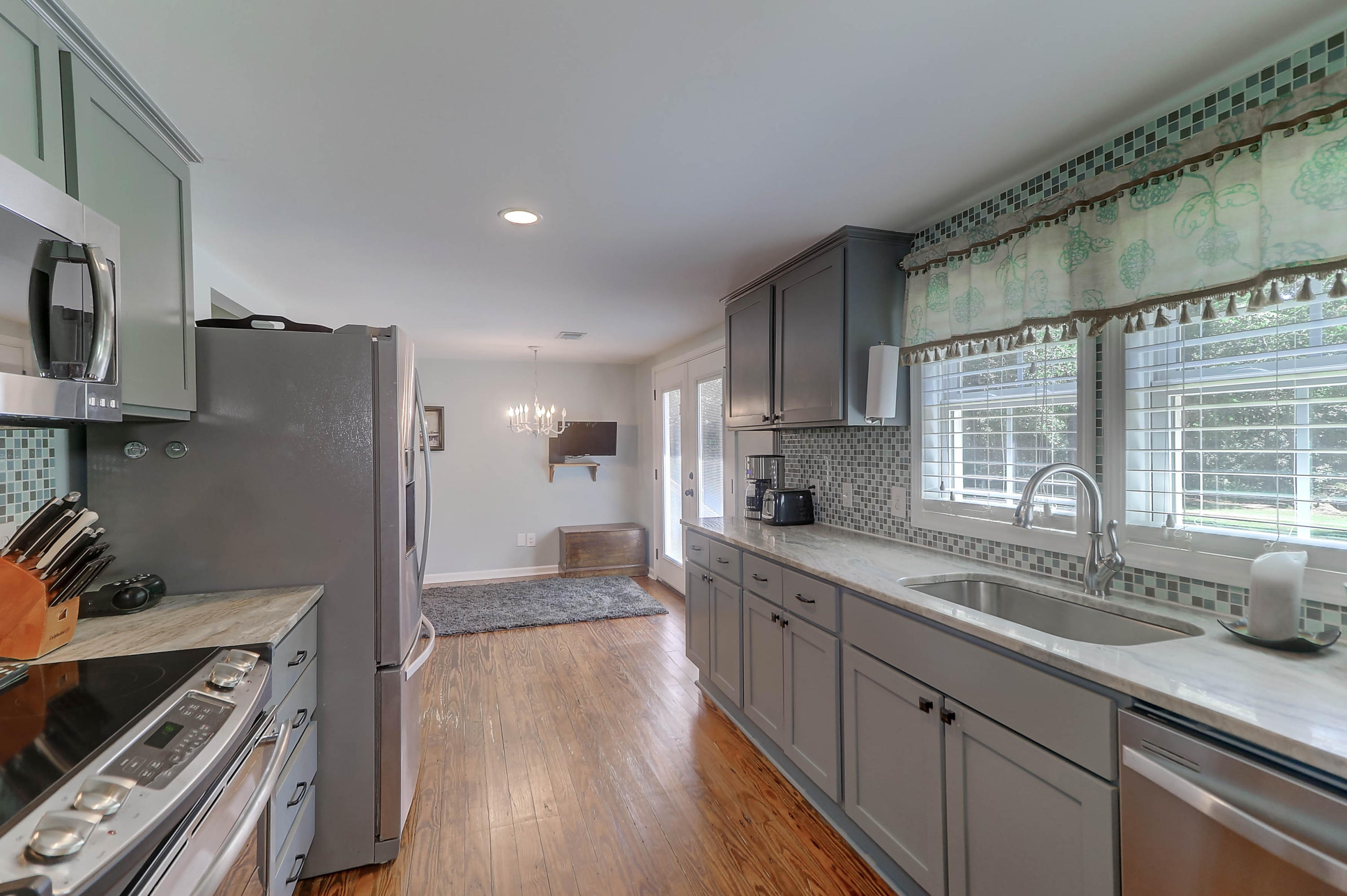 3961 River Road Johns Island, SC 29455 - Photo 11 of 27 Kitchen