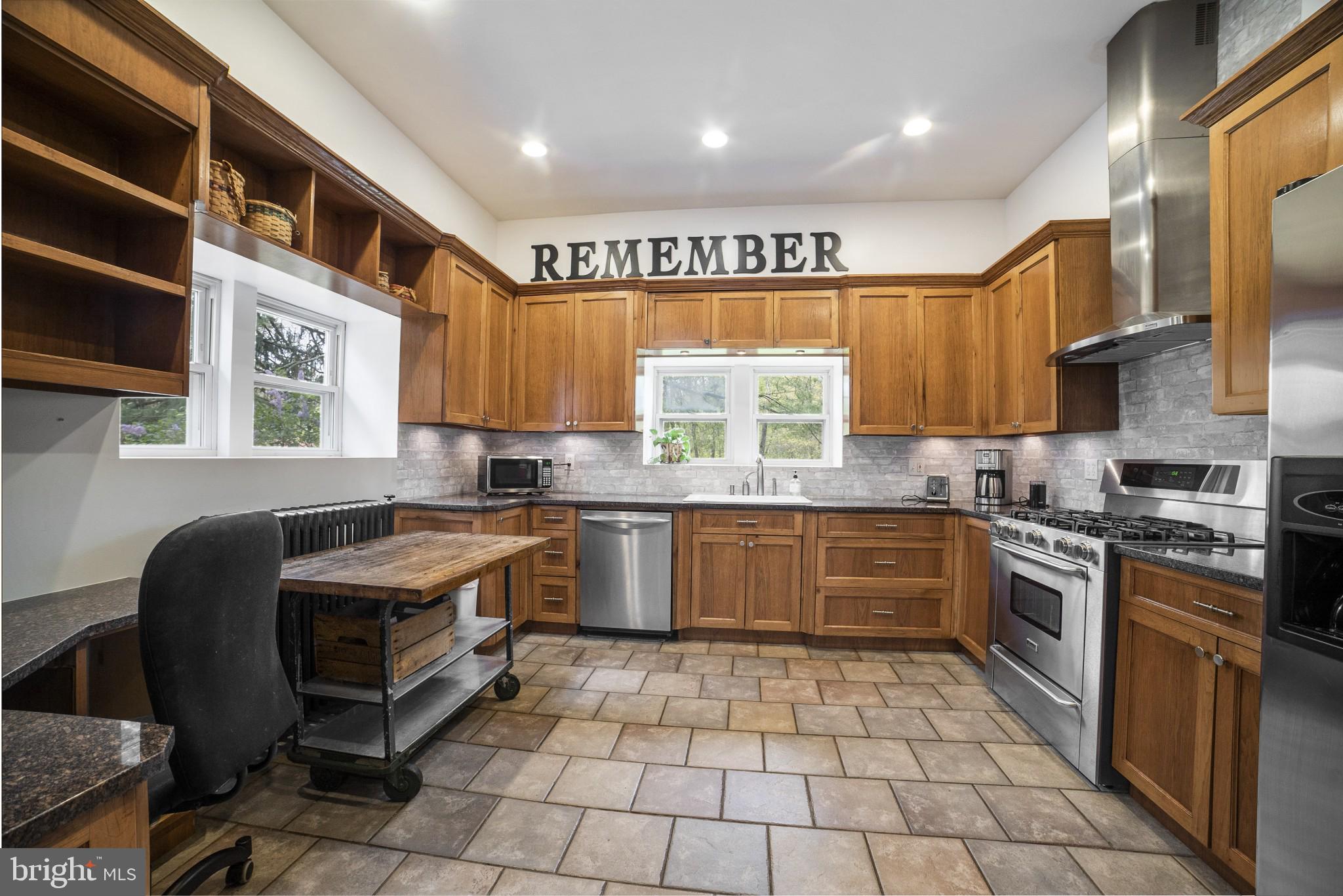7300 Kathydale Road Baltimore, MD 21207 - Photo 13 of 17 Gallery Image 13