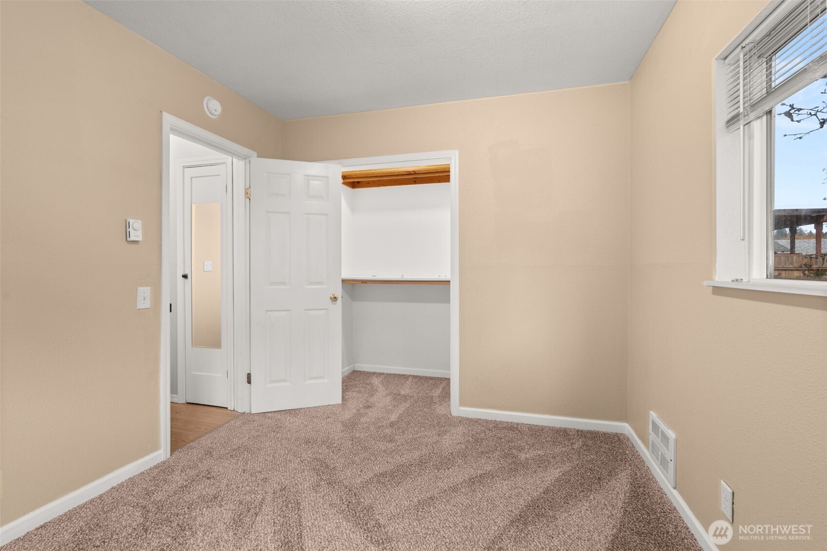 600 South Diamond Street Centralia, WA 98531 - Photo 20 of 34 a view of an empty room