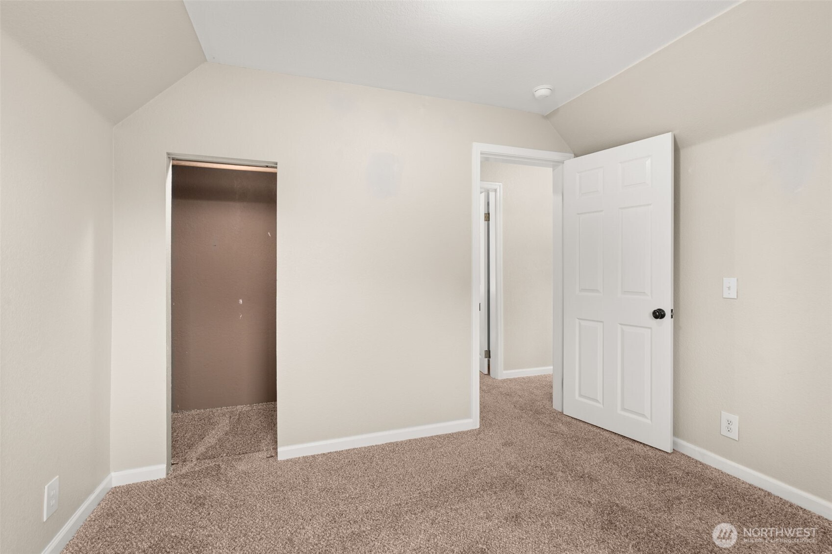 600 South Diamond Street Centralia, WA 98531 - Photo 24 of 34 a view of an empty room