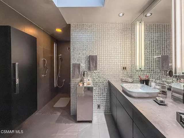 $1,490,000 | 1023 Barrow Court, Westlake Village, CA 91361