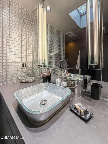 $1,490,000 | 1023 Barrow Court, Westlake Village, CA 91361