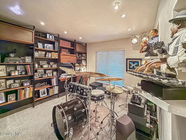 $1,490,000 | 1023 Barrow Court, Westlake Village, CA 91361