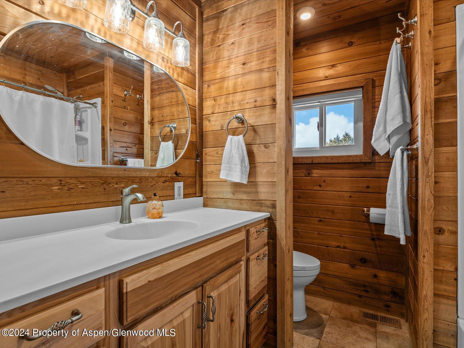 257 Cedar Springs Ranch Road Rifle, CO 81650 - Photo 21 of 34 Bathroom #2