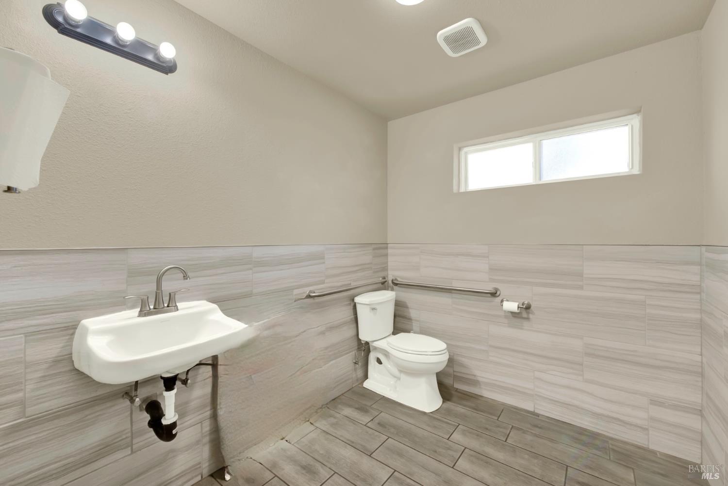 124 South Porter Road Dixon, CA 95620 - Photo 23 of 60 Gallery Image 23
