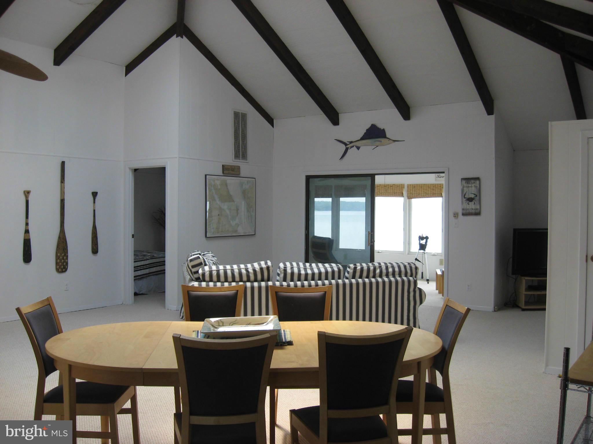 9395 River View Road Broomes Island, MD 20615 - Photo 7 of 22 Great room