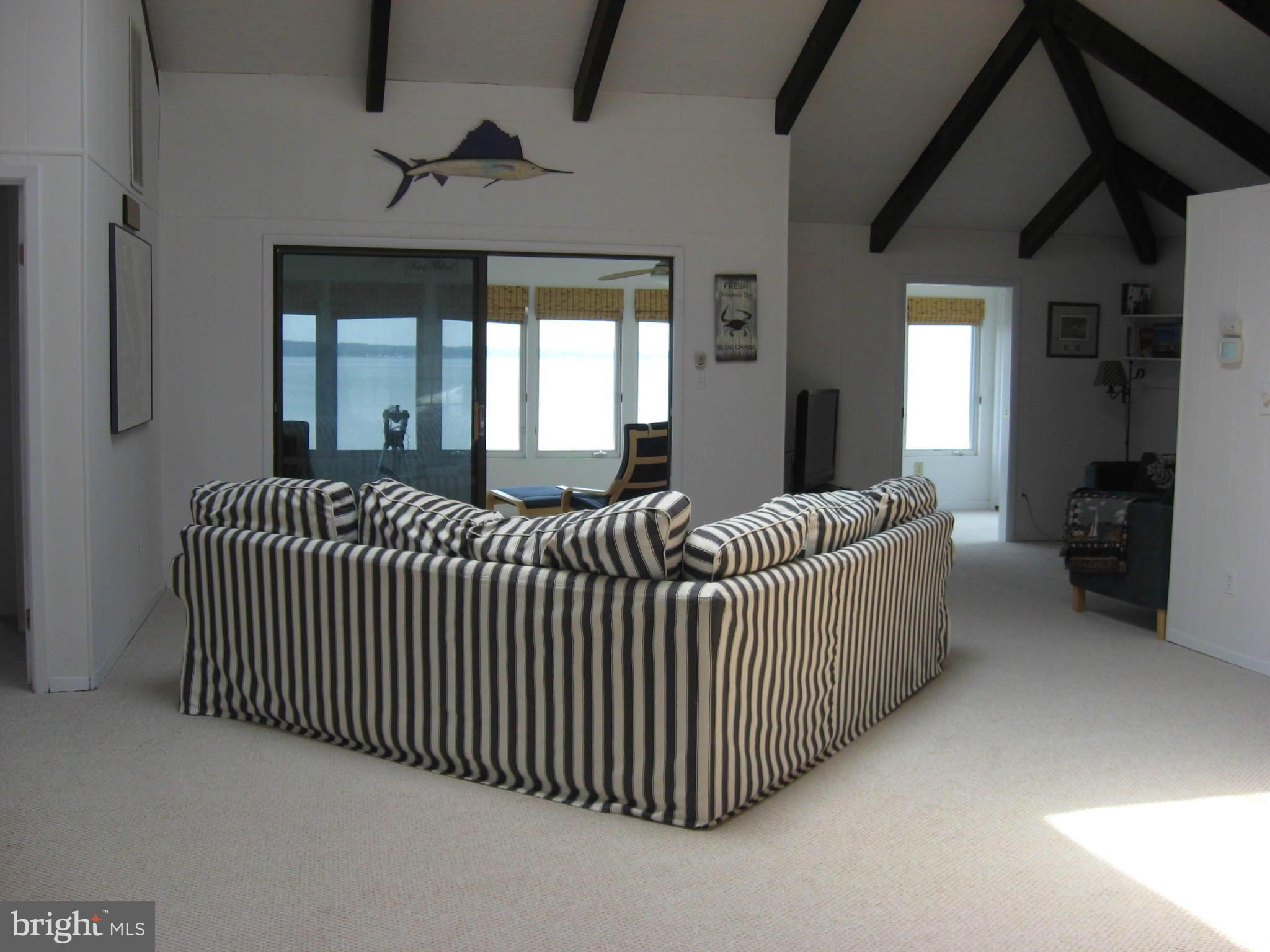 9395 River View Road Broomes Island, MD 20615 - Photo 9 of 22 Great room