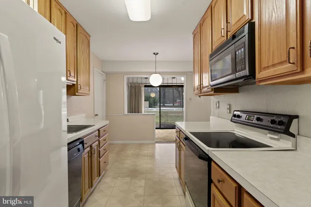 $224,900 | 16 East Bluebell Lane, Mount Laurel, NJ 08054