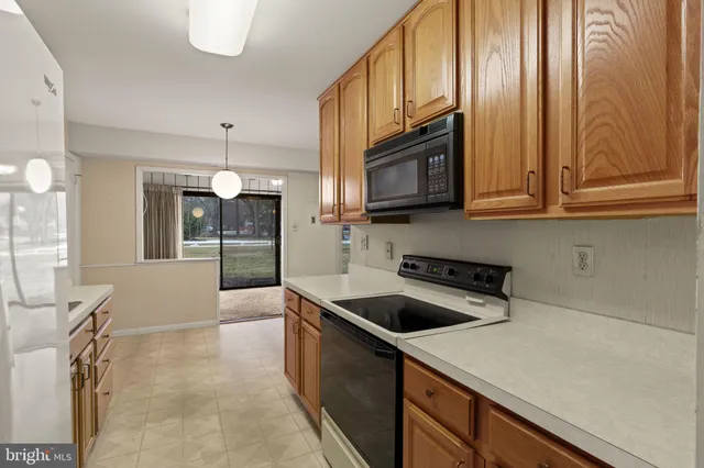 $224,900 | 16 East Bluebell Lane, Mount Laurel, NJ 08054