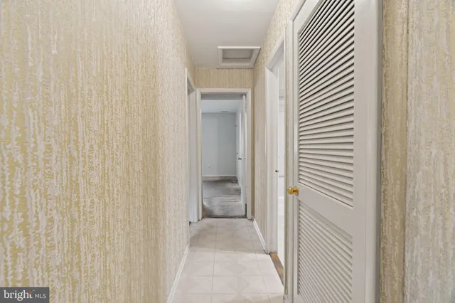 $224,900 | 16 East Bluebell Lane, Mount Laurel, NJ 08054