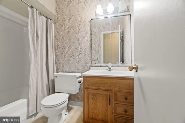 $224,900 | 16 East Bluebell Lane, Mount Laurel, NJ 08054