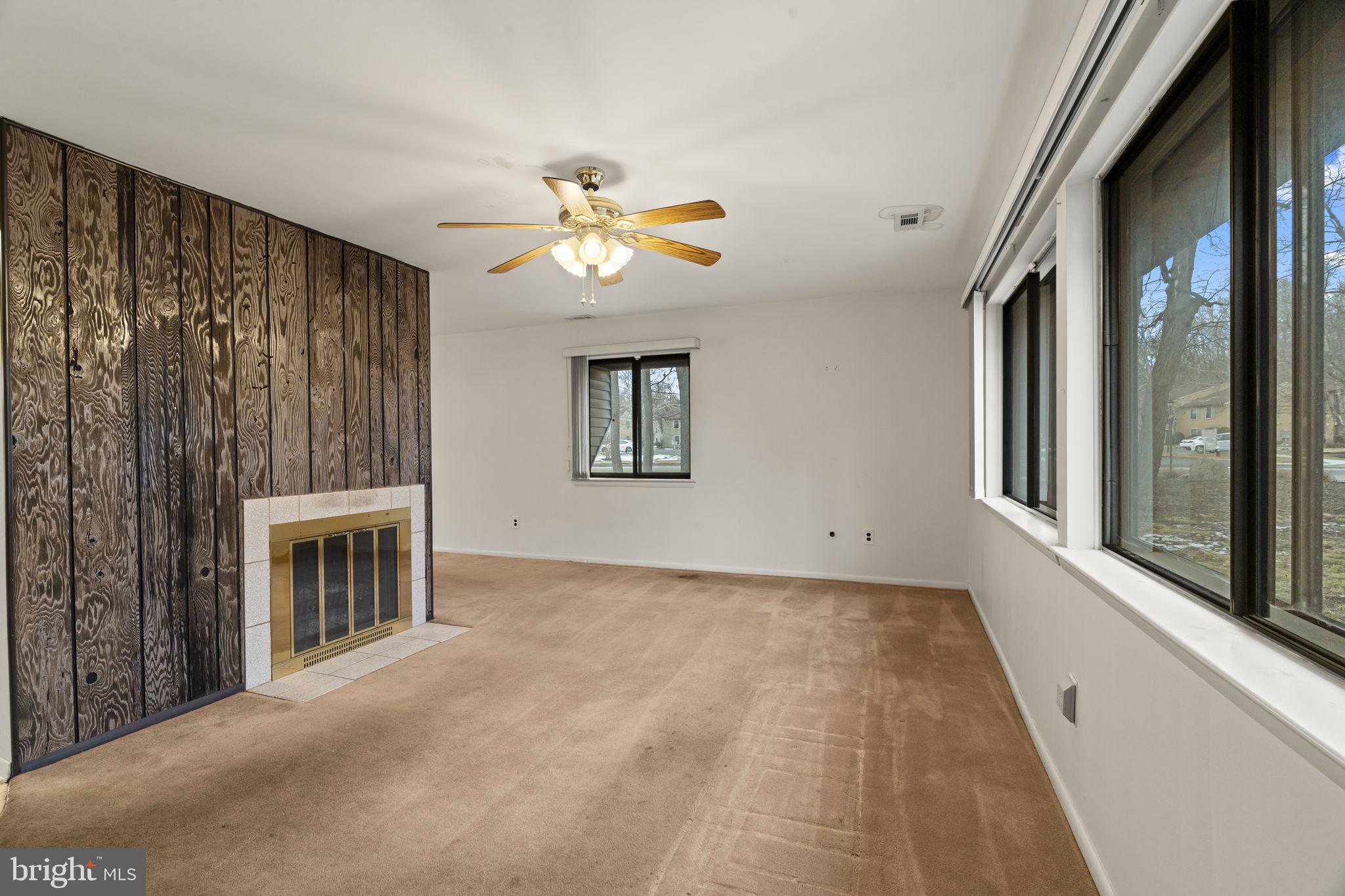 16 East Bluebell Lane Mount Laurel, NJ 08054 - Photo 5 of 32 Living Room w/ Fireplace