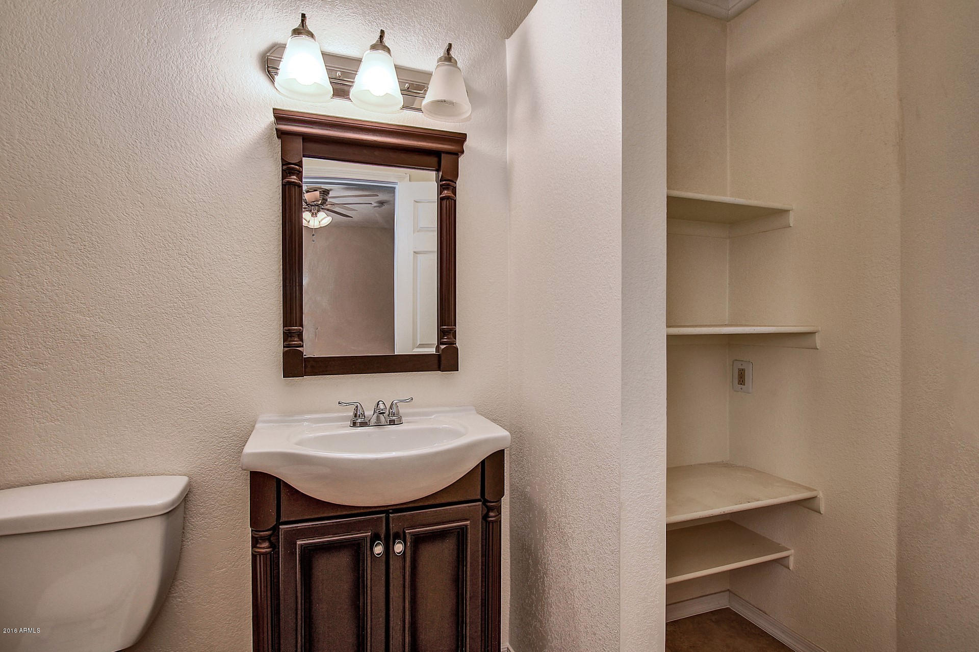 3302 East Almeria Road Phoenix, AZ 85008 - Photo 23 of 39 0022-Almeria (22)