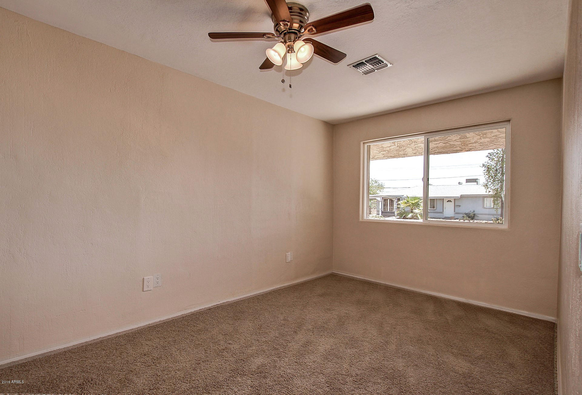 3302 East Almeria Road Phoenix, AZ 85008 - Photo 28 of 39 0027-Almeria (27)