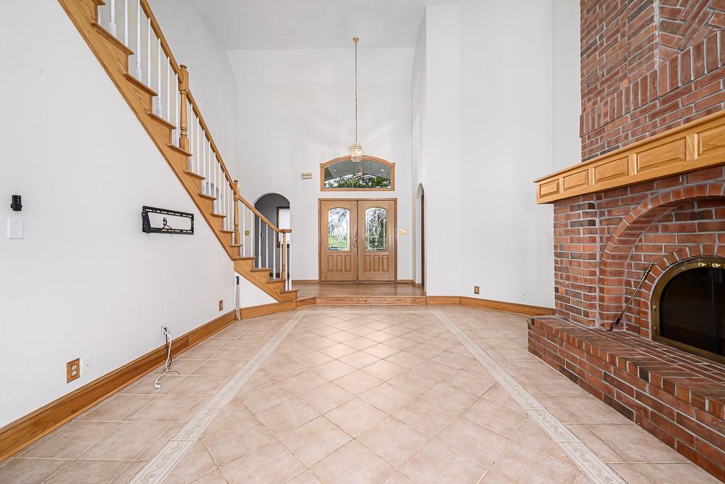 12901 McIntyre Road Leavenworth, KS 66048 - Photo 11 of 42 Gallery Image 11