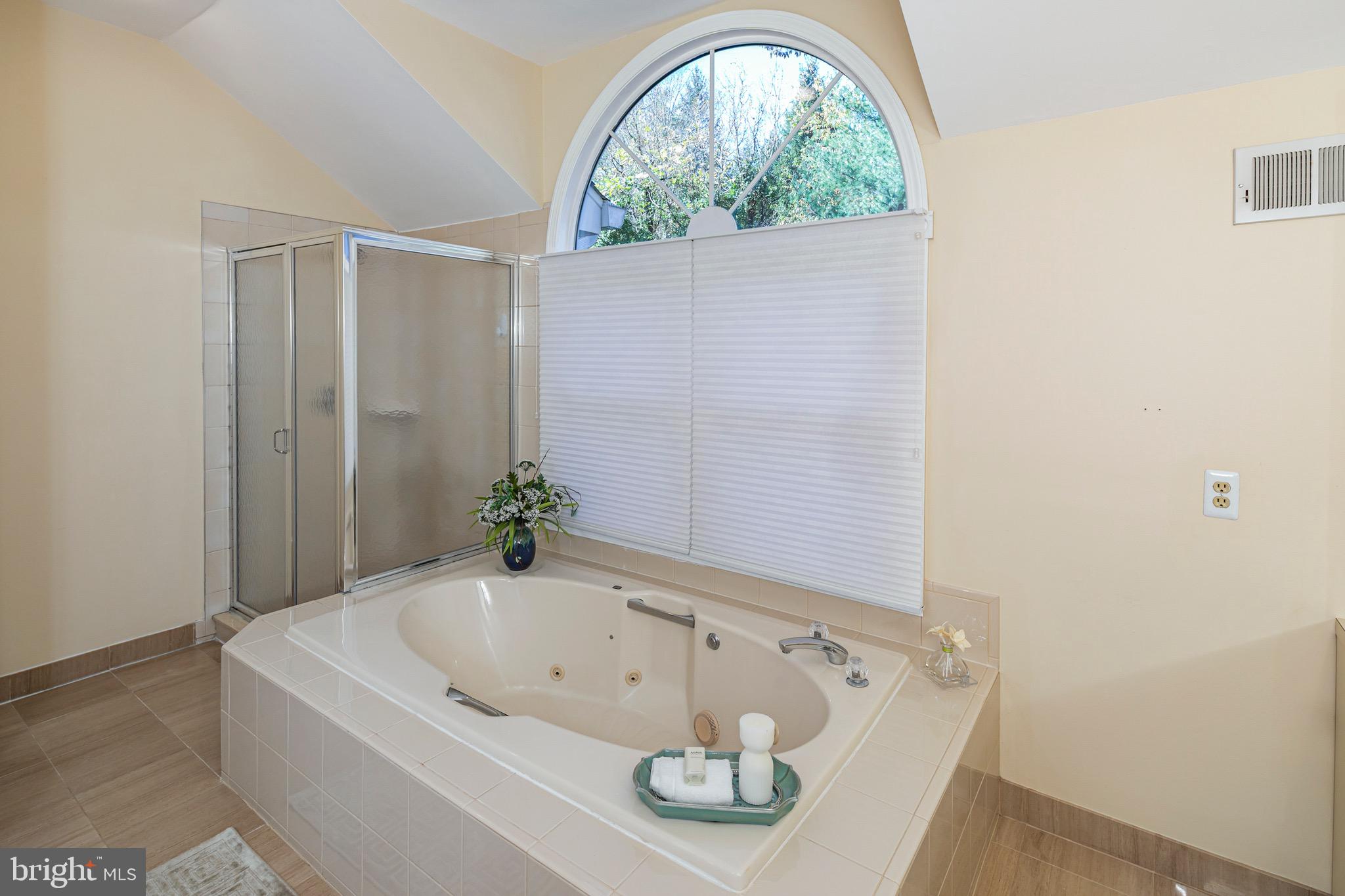 8 Winfield Road Princeton, NJ 08540 - Photo 36 of 52 a bath tub sitting next to a window