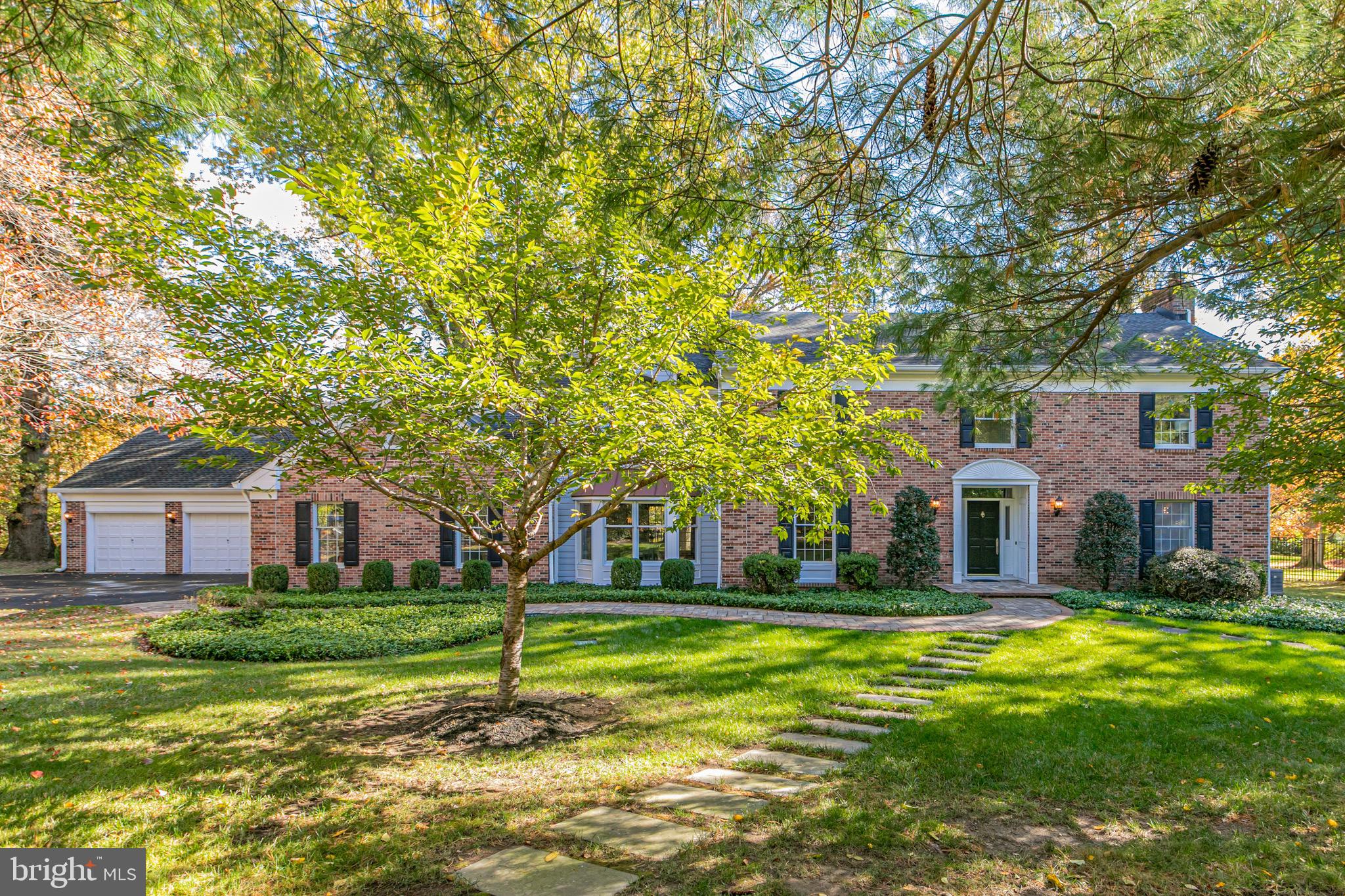 8 Winfield Road Princeton, NJ 08540 - Photo 4 of 52 a house with palm tree in front of it