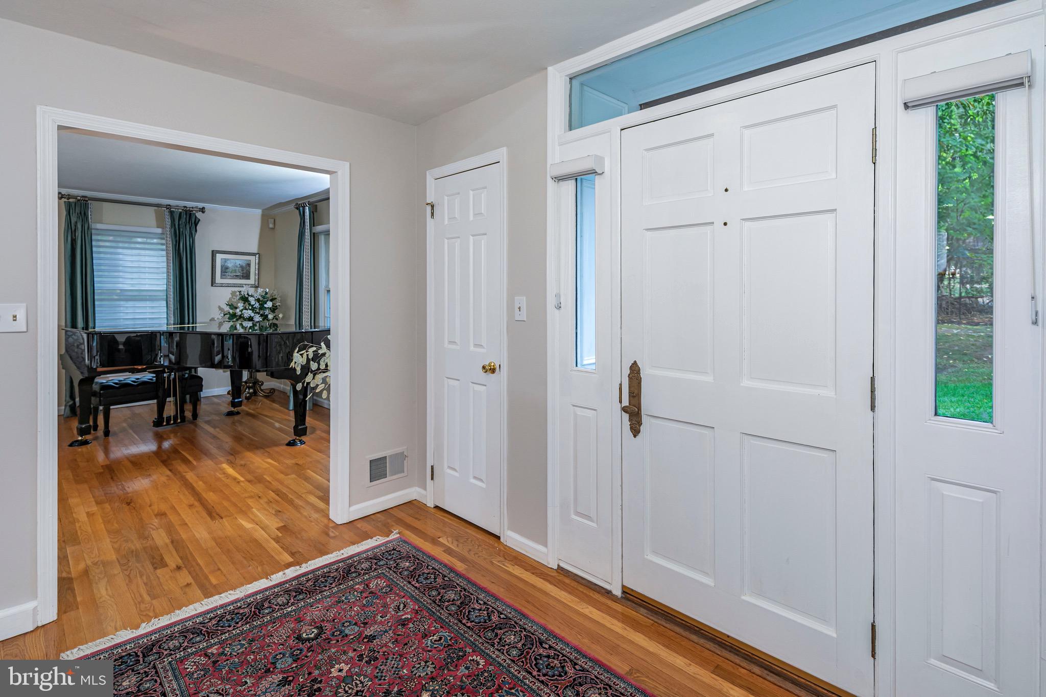 8 Winfield Road Princeton, NJ 08540 - Photo 7 of 52