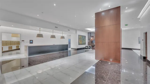 $4,975,000 | 200 Biscayne Blvd Way, Unit PH5402, Miami, FL 33131