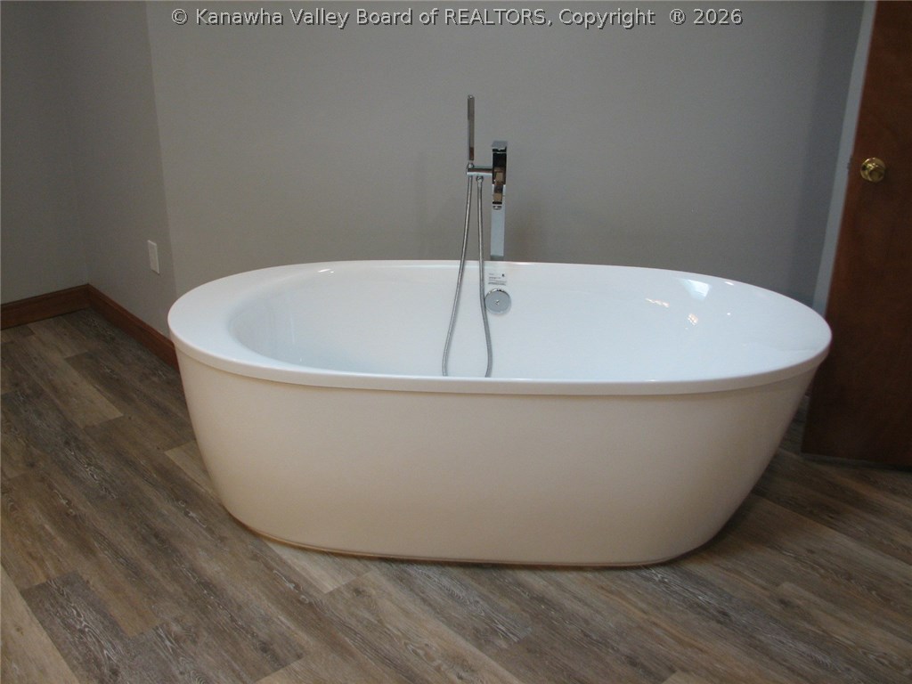 10658 Winfield Road Winfield, WV 25213 - Photo 16 of 29 Gallery Image 16