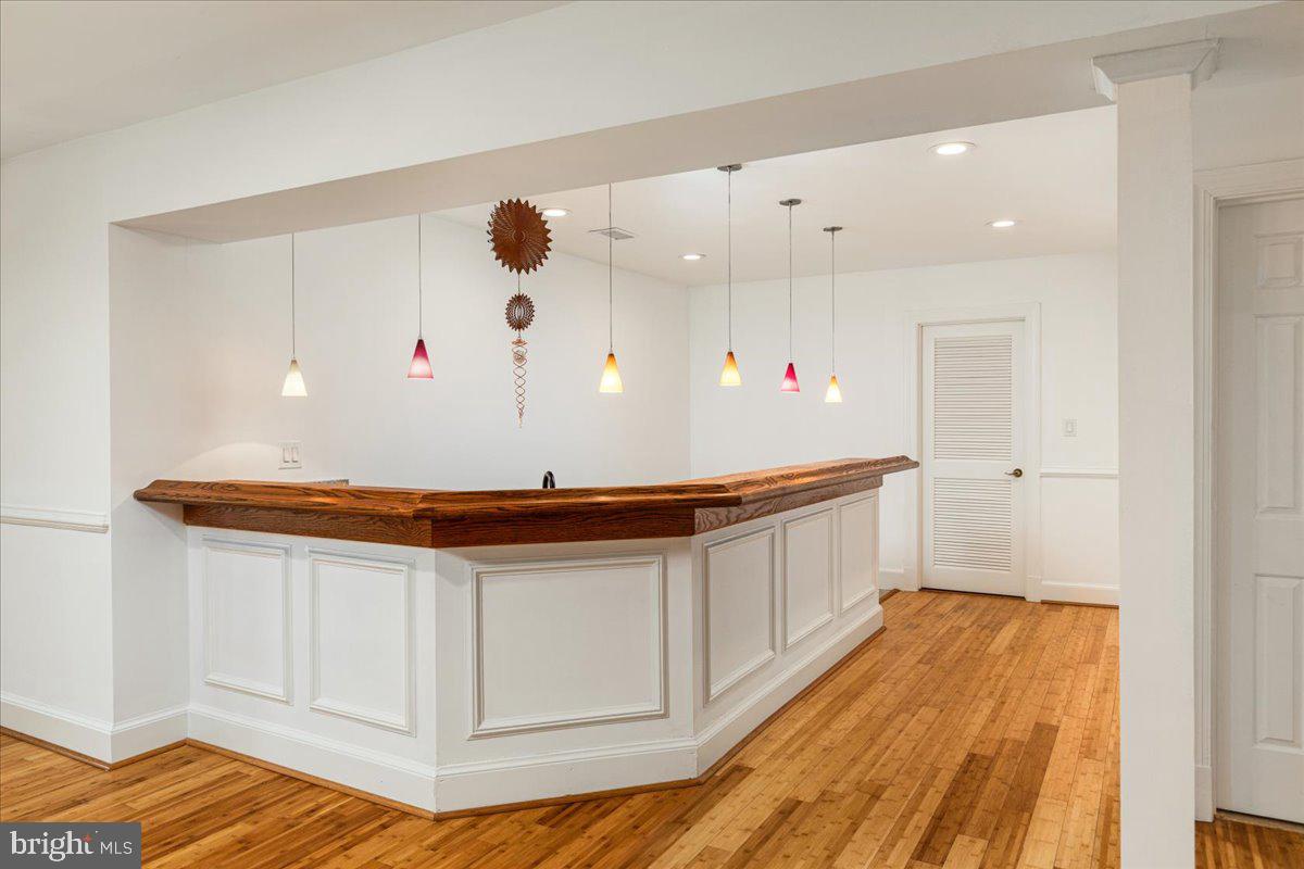 532 Walker Road Great Falls, VA 22066 - Photo 47 of 108