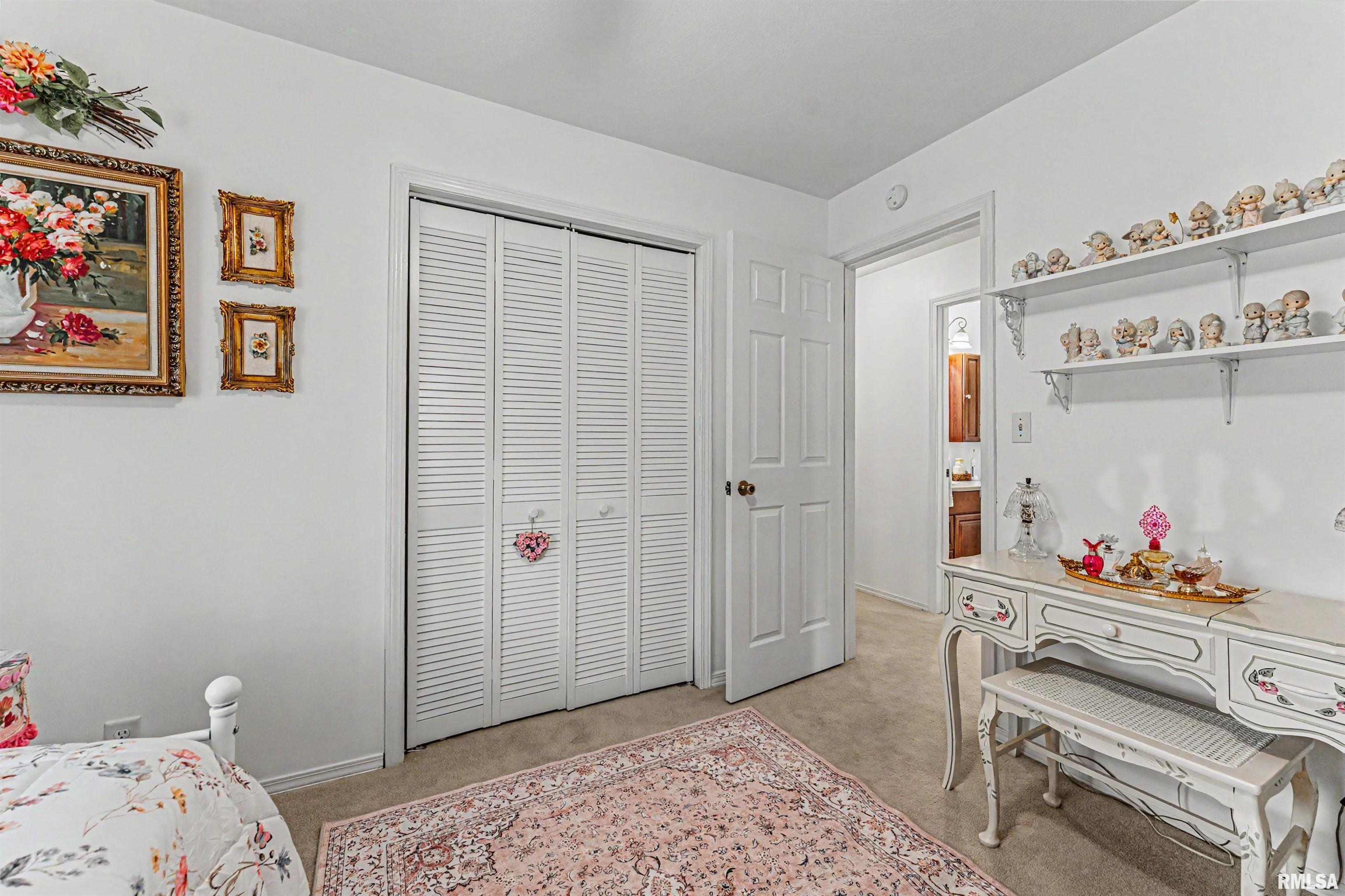 23310 Railsplitter Lane Athens, IL 62613 - Photo 18 of 43 Gallery Image 18