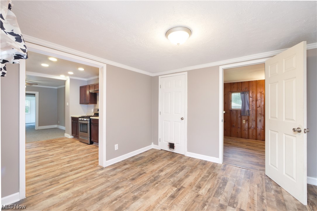 4549 Copley Road Akron, OH 44321 - Photo 3 of 34
