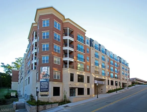 $7,995 | 30 Court Street, Morristown, NJ 07960