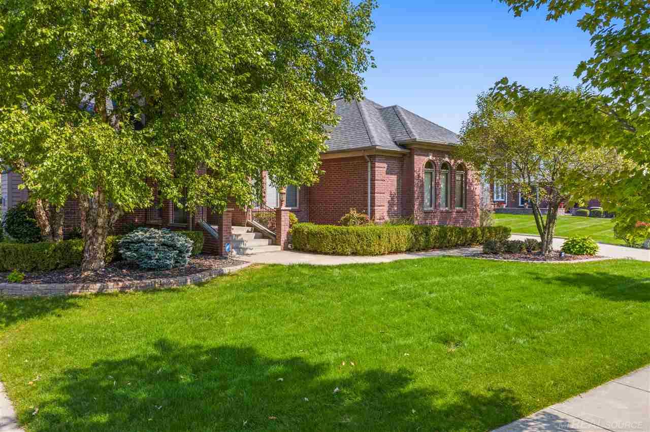 1158 Rochelle Park Drive Rochester Hills, MI 48309 - Photo 3 of 59