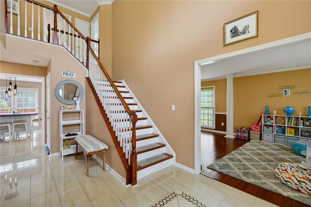 581 Hunters Trace Dallas, GA 30157 - Photo 4 of 42