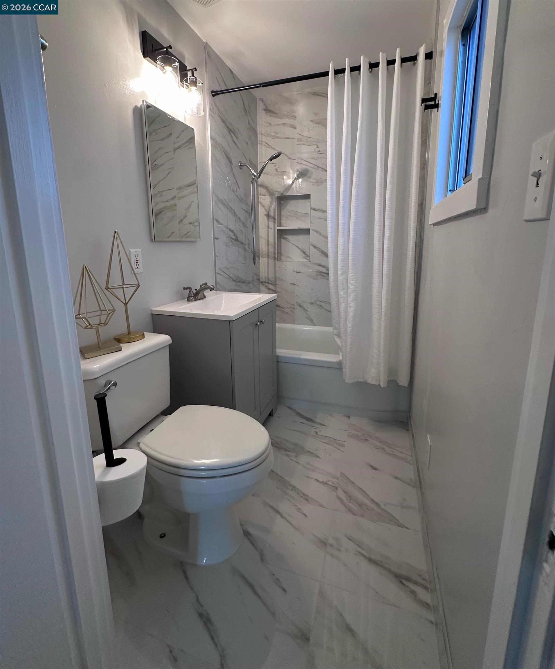 451 Maple Avenue Vallejo, CA 94591 - Photo 22 of 39