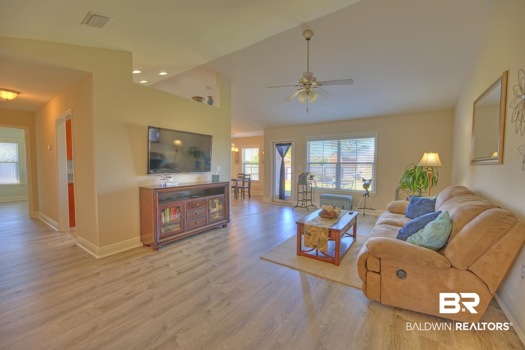652 Fulton Loop Foley, AL 36535 - Photo 5 of 49