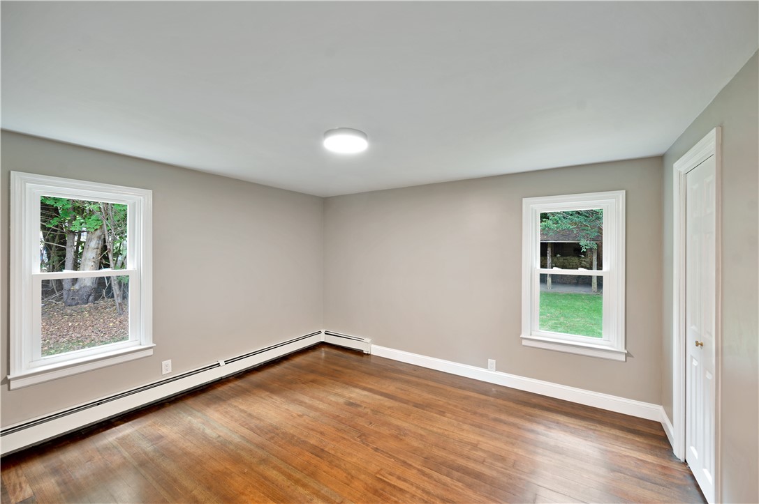 44 Chestnut Hill Road Glocester, RI 02814 - Photo 11 of 24