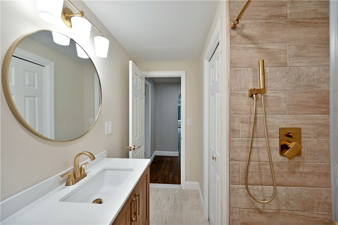 44 Chestnut Hill Road Glocester, RI 02814 - Photo 14 of 24