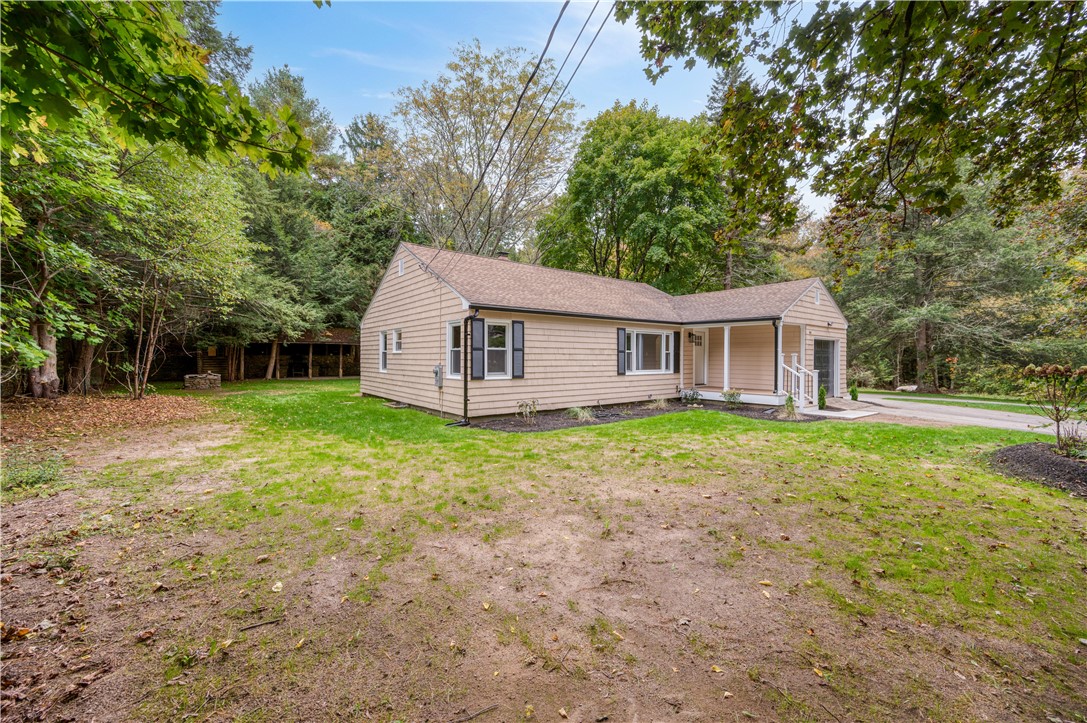 44 Chestnut Hill Road Glocester, RI 02814 - Photo 2 of 24