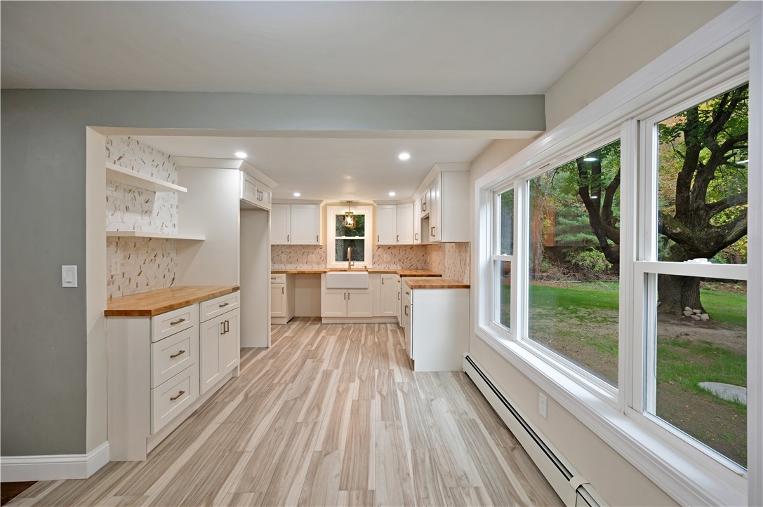 44 Chestnut Hill Road Glocester, RI 02814 - Photo 5 of 24