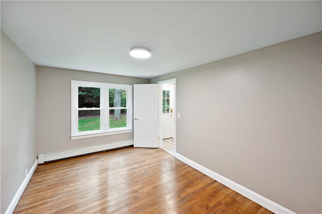 44 Chestnut Hill Road Glocester, RI 02814 - Photo 8 of 24