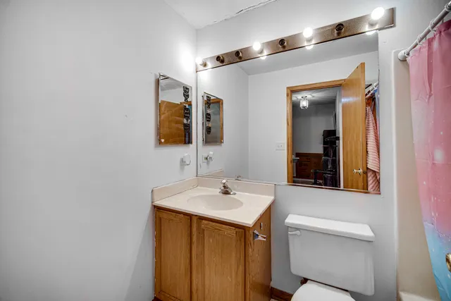 $211,990 | 763 Highview Court, Antioch, IL 60002