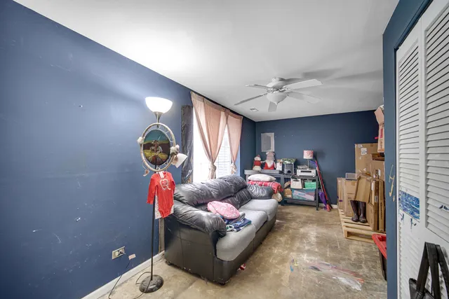 $211,990 | 763 Highview Court, Antioch, IL 60002