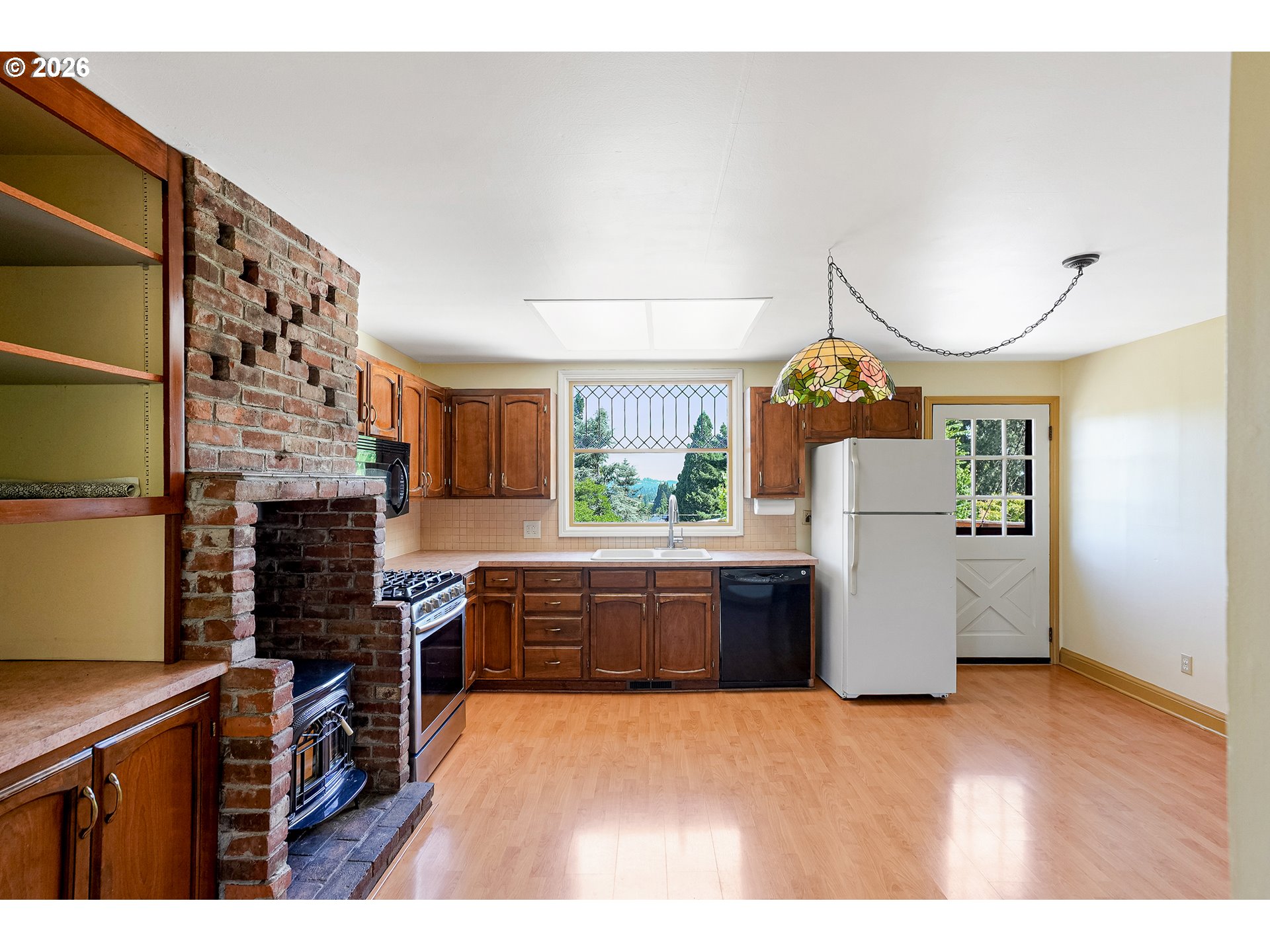 1005 Reserve Street Silverton, OR 97381 - Photo 15 of 48