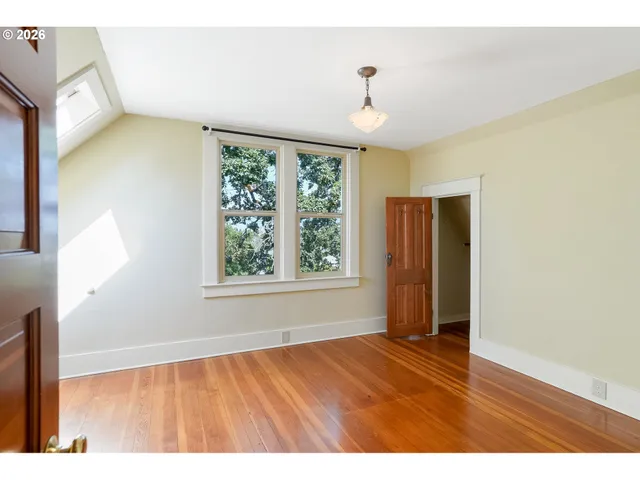 $675,000 | 1005 Reserve Street, Silverton, OR 97381