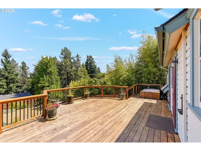 $675,000 | 1005 Reserve Street, Silverton, OR 97381