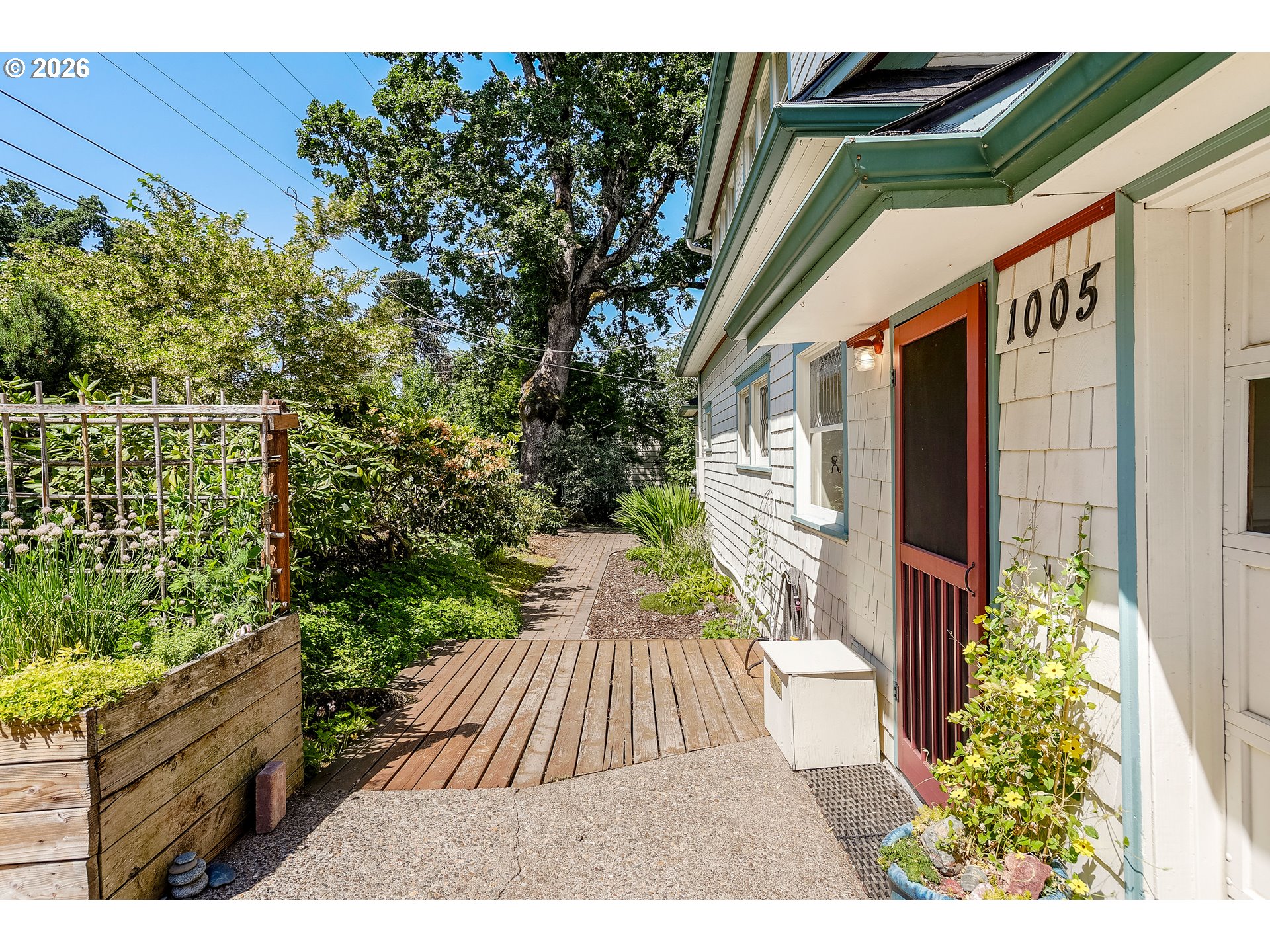 1005 Reserve Street Silverton, OR 97381 - Photo 7 of 48
