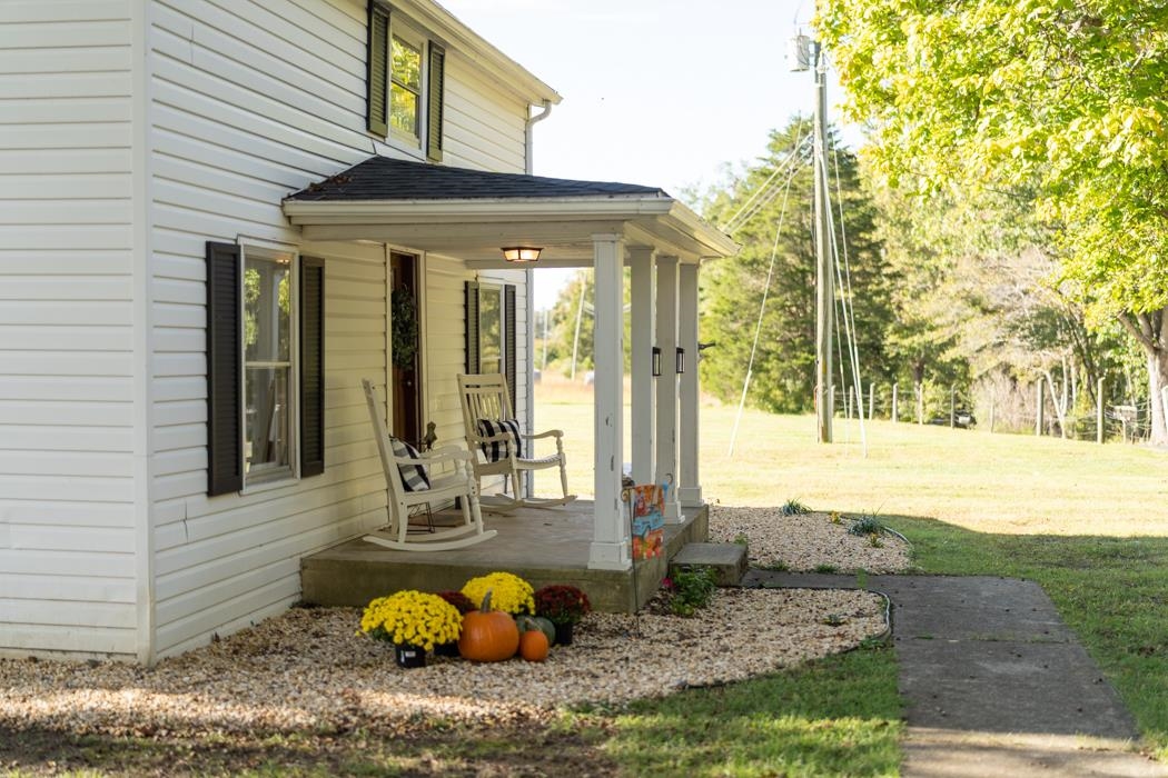 507 Sandy Ridge Road Waynesboro, VA 22980 - Photo 4 of 73 Gallery Image 4