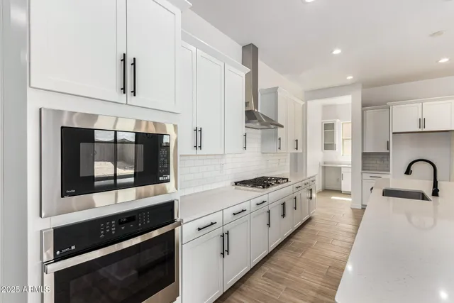 $684,995 | 24172 North 172nd Drive, Surprise, AZ 85387