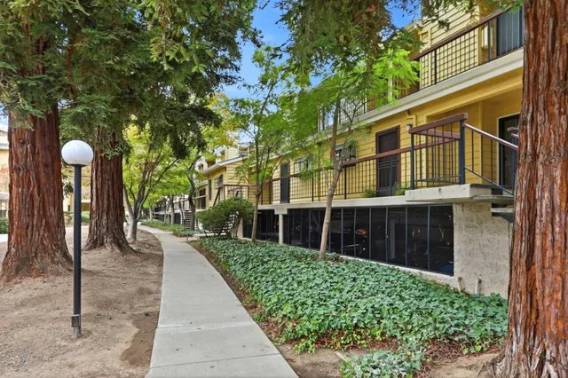$529,000 | 431 Northlake Drive, Unit 56, San Jose, CA 95117