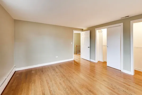 $679,500 | 621 East Grove Street, Arlington Heights, IL 60005