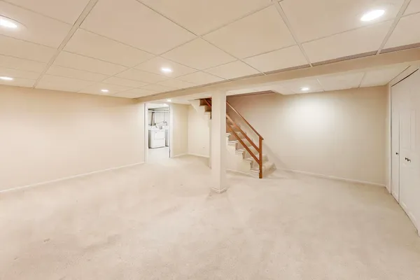 $679,500 | 621 East Grove Street, Arlington Heights, IL 60005