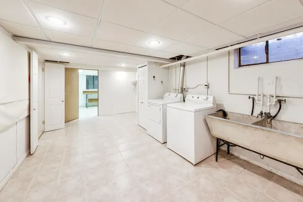 $679,500 | 621 East Grove Street, Arlington Heights, IL 60005