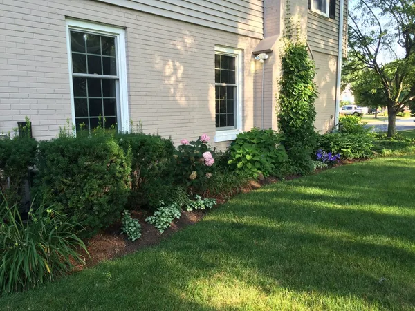 $679,500 | 621 East Grove Street, Arlington Heights, IL 60005